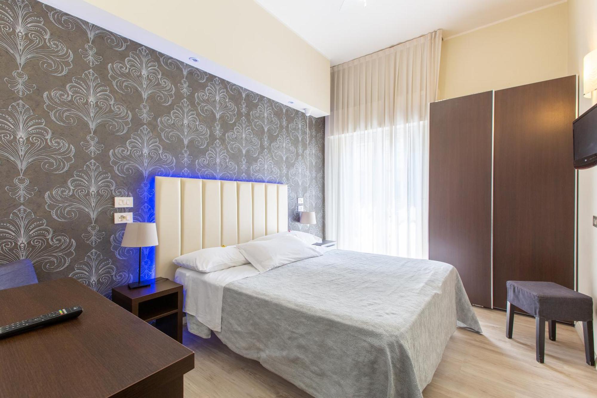 Hotel Gardenia Rimini Bagian luar foto