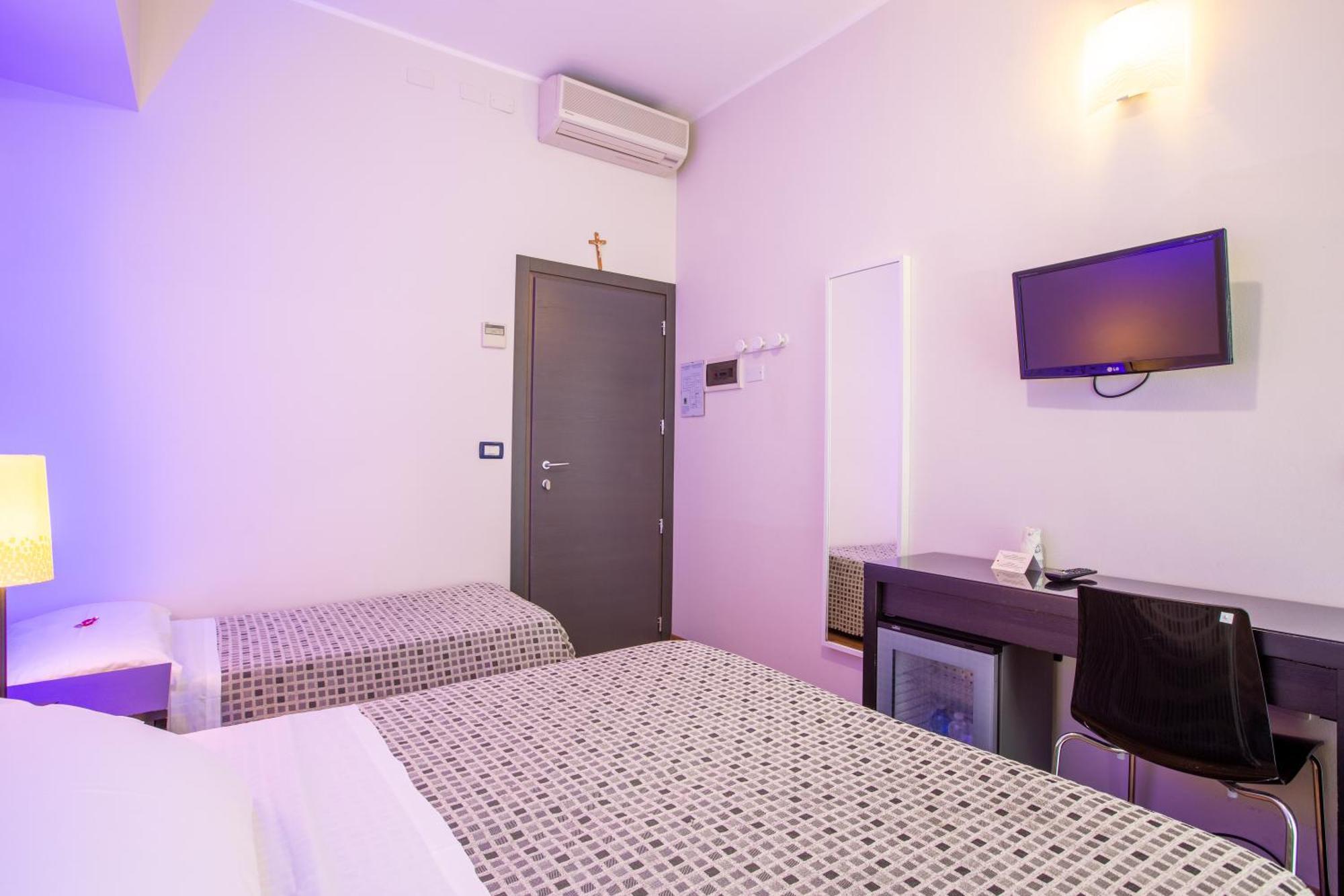Hotel Gardenia Rimini Bagian luar foto