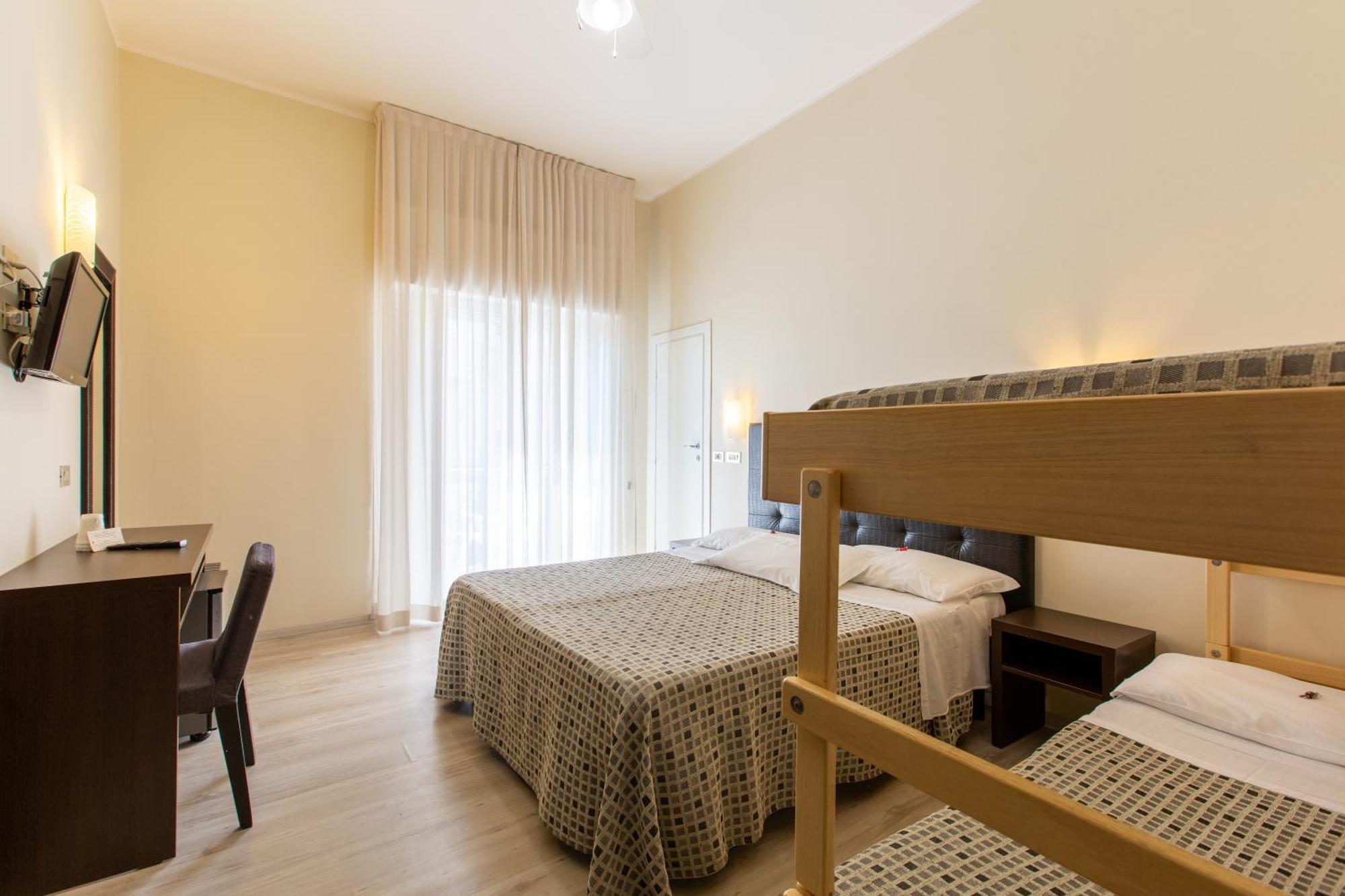 Hotel Gardenia Rimini Bagian luar foto